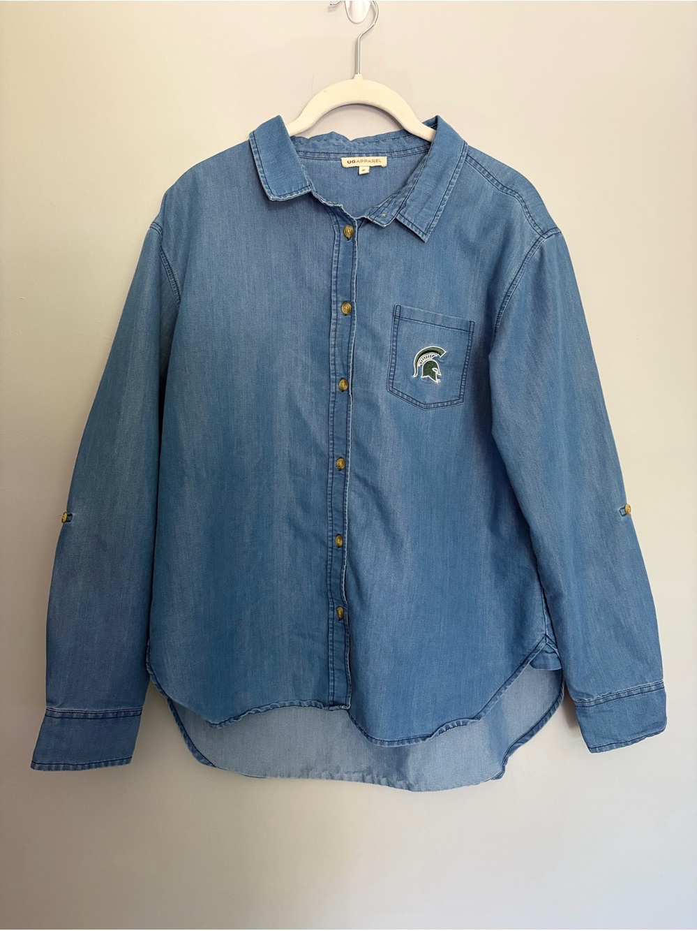 Michigan State Spartans Shirt Women’s Size S Blue Chambray Button Up Long Sleeve